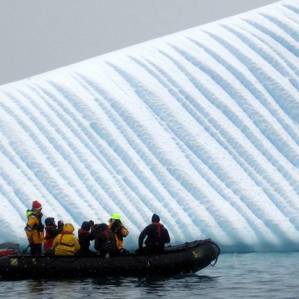 Crucero del Sur, Vuelo al Norte Peninsula Antartica